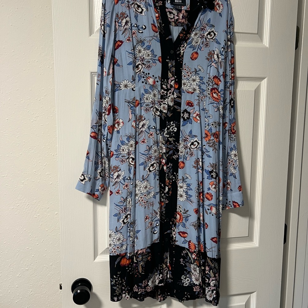 Anthropologie Maeve Black Floral Button-Front Top with Light Blue Label Detail